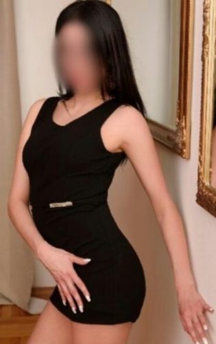 erkegine-yabancilik-cektirmeyen-mersin-escort-bayan-sevinc